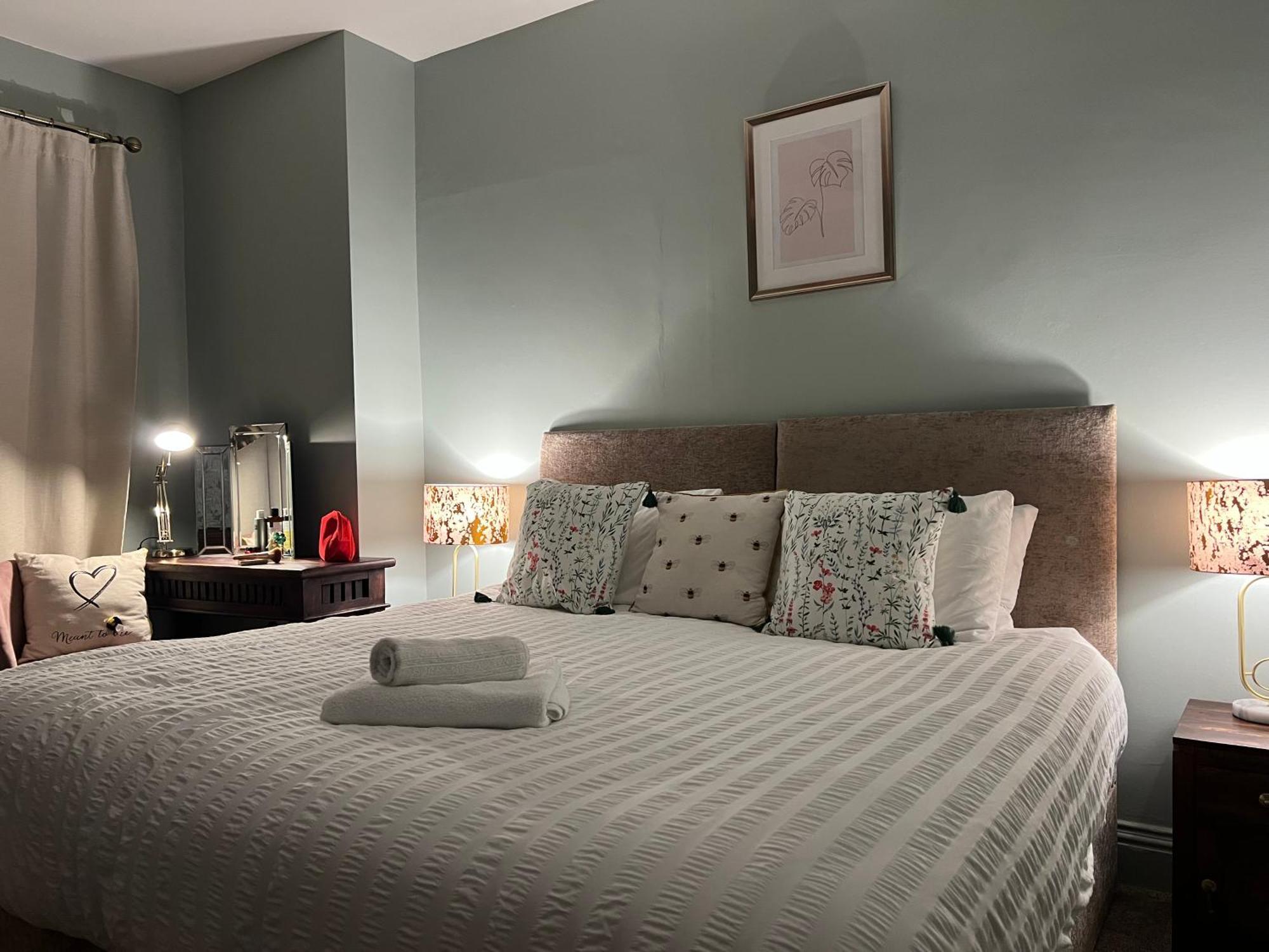 Ferienwohnung The Rose- Grd Floor, 2-5 Beds, Smarttv, Uni, Tram, M250 Fibre Nottingham Exterior foto